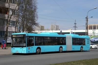 С 10 января пустят дополнительные автобусы в Приморском районе