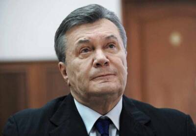 Янукович подал в суд на Верховную Раду за незаконное отстранение от власти