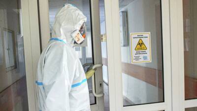 Росстат: коронавирус в ноябре стал основной причиной смерти более 71 тысячи человек
