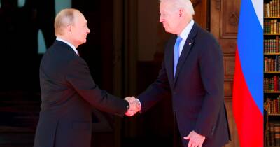 Переговоры Байдена с Путиным: президент США пообещает санкции и усиление НАТО в случае вторжения РФ в Украину