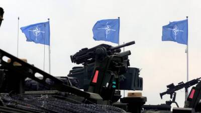 Посол Антонов заявил об угрозе для России из-за «вползания» НАТО на территорию Украины