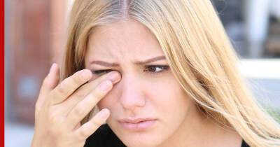 Качество зрения: почему слезятся глаза, объяснили эксперты