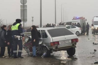 В массовой аварии под Краснодаром погибли три человека, в том числе ребёнок