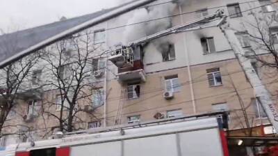 В центре Воронежа в предновогодний день вспыхнула квартира