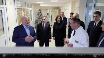 Президент Белоруссии Александр Лукашенко поручил создать в стране банк генетического материала для ЭКО