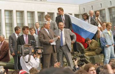 Foreign Affairs: Россия смогла учесть экономические ошибки СССР, приведшие к его распаду