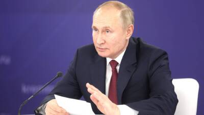 Путин объявил 2022-й Годом культурного наследия народов России