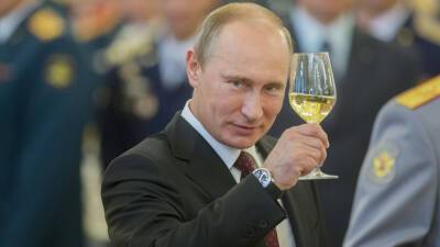 Где и во сколько смотреть поздравление президента РФ Владимира Путина с Новым годом