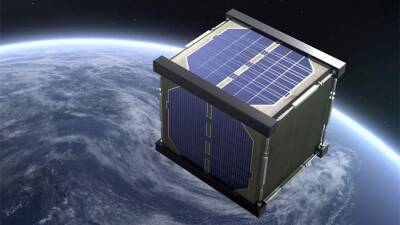 Япония начнет подготовку к запуску первого в мире деревянного спутника