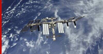 Российские космонавты нашли возможное место утечки на МКС