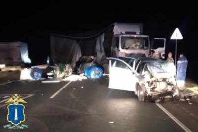 В Ульяновской области в аварии с грузовиком погибли два человека