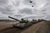 В наступлении на Украину Россия задействует 175 тысяч военных &#8211; разведка США