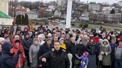 Воронежцы массово выступили против QR-кодов на городской площади