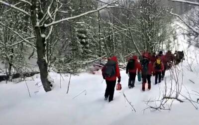 Замело горами снега: в ГСЧС объявили третий уровень опасности 4 – 5 декабря из-за снегопадов