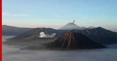 В Индонезии пробудился вулкан Семеру