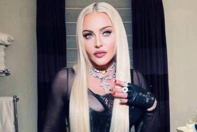 Мадонна ответила на критику со стороны рэпера 50 Cent, который высмеял ее откровенную фотосессию