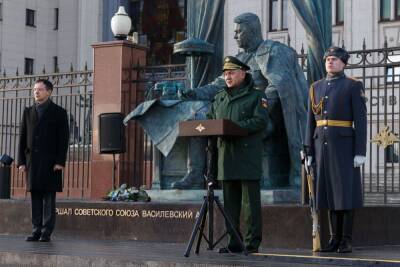 Памятник маршалу Василевскому открыли в Москве
