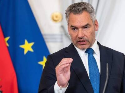 Новый канцлер Австрии примет присягу 6 декабря