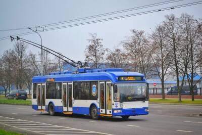 Расписание троллейбусов № 7 и 16 изменили в департаменте транспорта Омска