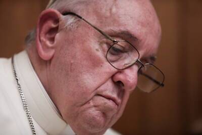 Папа Римский со стыдом признал ошибки католиков и извинился перед православными