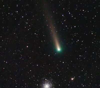 Житель Новосибирска запечатлел комету «Леонард»
