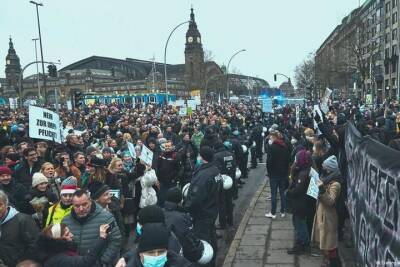 Германия: Протесты против ограничений и обязательной вакцинации