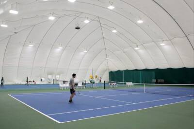 Гродненские теннисисты «заценили» новые крытые корты: только за ноябрь здесь сыграли около 600 человек