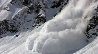 В Австрии лавина накрыла группу лыжников, есть погибшие