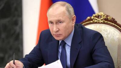 Путин анонсировал участие во всероссийской акции «Елка желаний»
