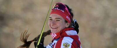Россиянки взяли золото в эстафете по лыжным гонкам на этапе Кубка мира в Лиллехаммере