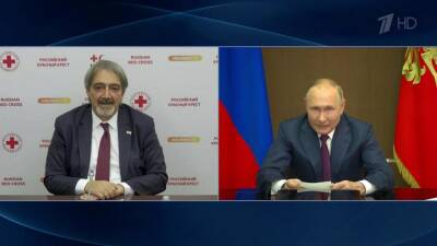 Владимир Путин пообщался с президентом Международной федерации обществ Красного Креста и Красного Полумесяца