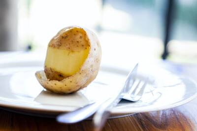 Эксперты сообщили о риске нехватки картофеля в России