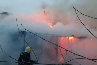В выходные во Владимире полностью сгорел дом