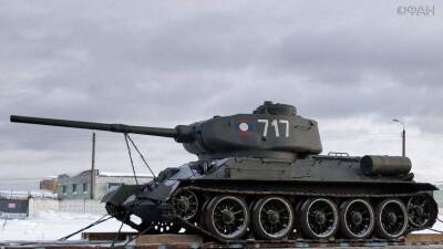 Британский историк Холланд отказал Т-34 в звании лучшего танка Второй мировой