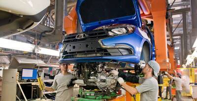 Автоконцерн АВТОВАЗ приостановил производство автомобилей LADA Granta
