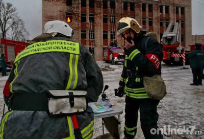 В Волховском районе на пожаре спасли двух человек