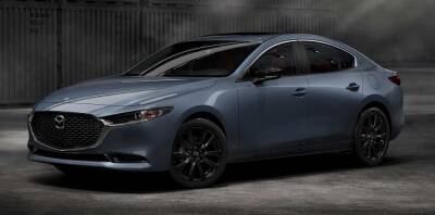 Компания Mazda представила в США обновленную модель Mazda 3 2022 модельного года