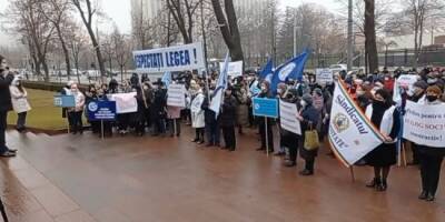 В Молдавии протестуют профсоюзы: «Верните бюджетникам ежегодную премию»