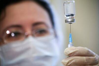 Российский врач назвал категорию людей с плохой реакцией на прививки