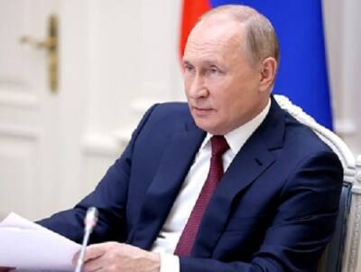 Путин заявил о стремлении России не принуждать граждан к вакцинации