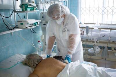В Новосибирской области 18 человек скончались от COVID-19 за сутки
