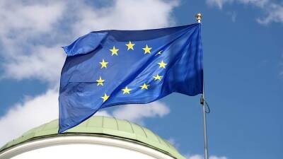 ЕС на год продлил действие санкций против нарушителей прав людей