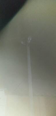 Лампа уличного освещения одного из рязанских домов неисправна уже 2 месяца