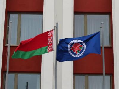 Беларусь в ответ на санкции запретила ввоз товаров из Европы и США