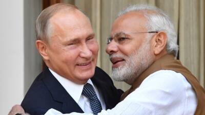 Путин, почти не выезжающий за рубеж с начала пандемии, приехал в Индию