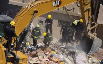 В результате обрушения здания на юге Египта погибли трое детей