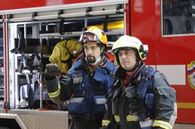 "Единая Россия" предлагает дать статус волонтеров добровольцам-пожарным и спасателям