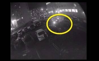 Опубликовано видео ДТП за ТЦ «Кит», после которого водитель кроссовера «храбро» сбежал