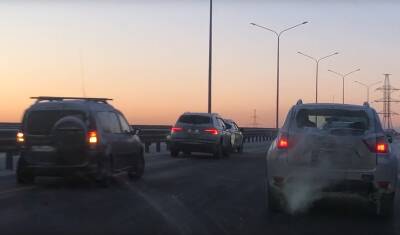 Столкнулись четыре машины на объездной в Тюмени