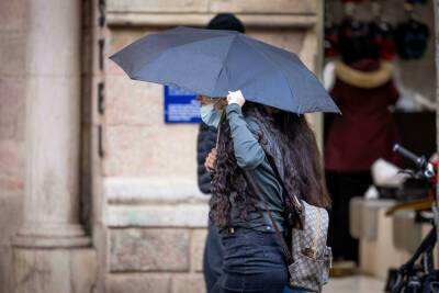 В середине недели в Израиле похолодает и пойдут дожди
